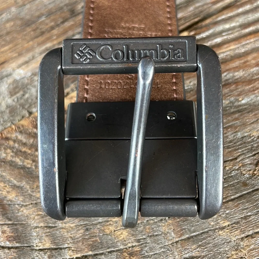 Columbia reversible stiched black‎ & brown leather belt EUC size 30-32